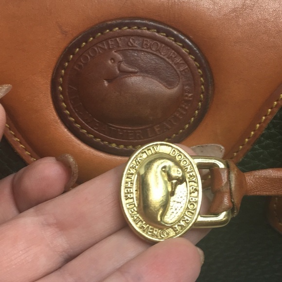 DOONEY & BOURKE Green All Weather Leather  Bag - Picture 9 of 14